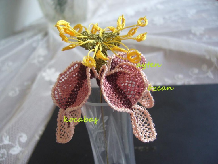 İğne Oyası Tasarım Çiçek Yapılışı Resimli Anlatım