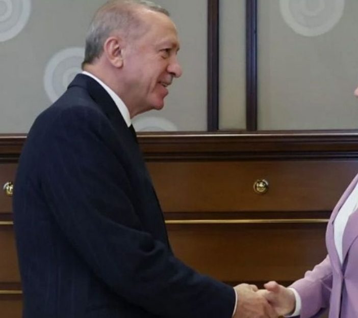 Kabinede Değişim İddiası 3 Bakan Görevden